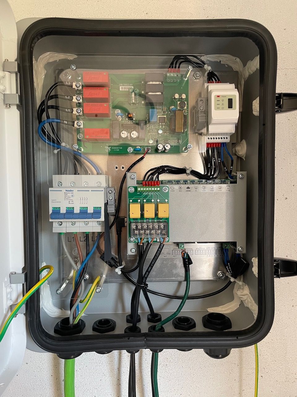 Solar PV self-consumption installation (3/5)